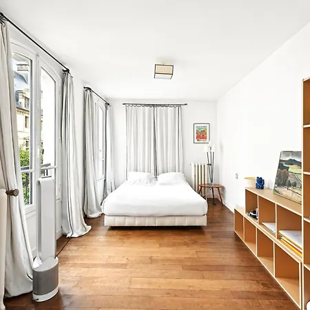 Veeve - Four-storey Glory Vakantiehuis Parijs